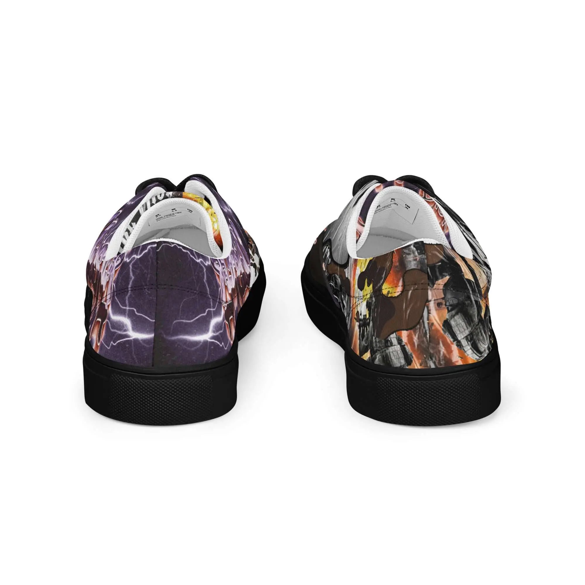 WWIII HEAT SEEKERS Men’s lace-up canvas shoes.